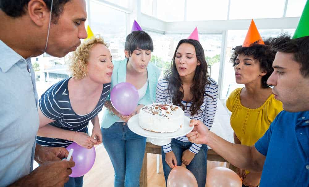 How to Say Happy Birthday to a Coworker   AllWording com