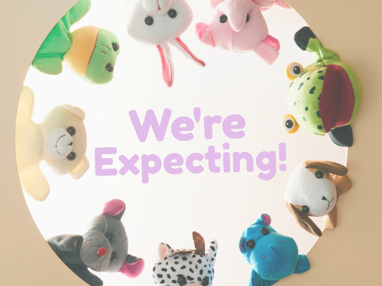 Feature image for article on pregnancy announcement wording